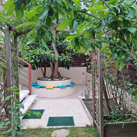3 Pieces Avec Jardin 20mn De Paris