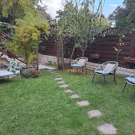 Le Jardin - Antony *